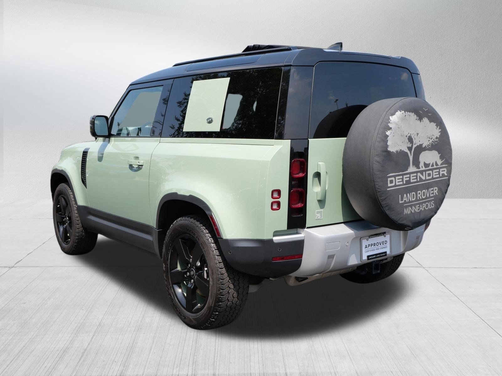 Certified 2023 Land Rover Defender 110 75th Limited Edition AWD/4WD image 3