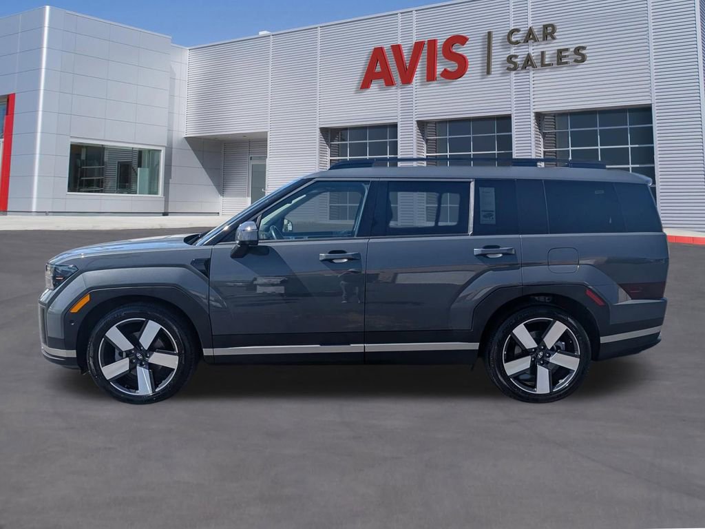 Used 2025 Hyundai Santa Fe Limited image 10