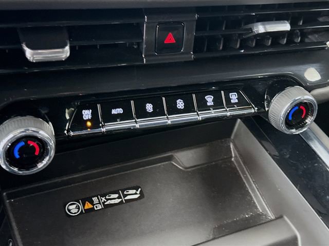 Used 2025 Chevrolet Suburban Z71 w/ Comfort Package image 19