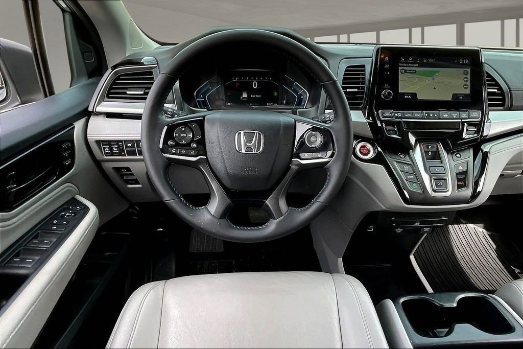 Certified 2024 Honda Odyssey Touring image 8