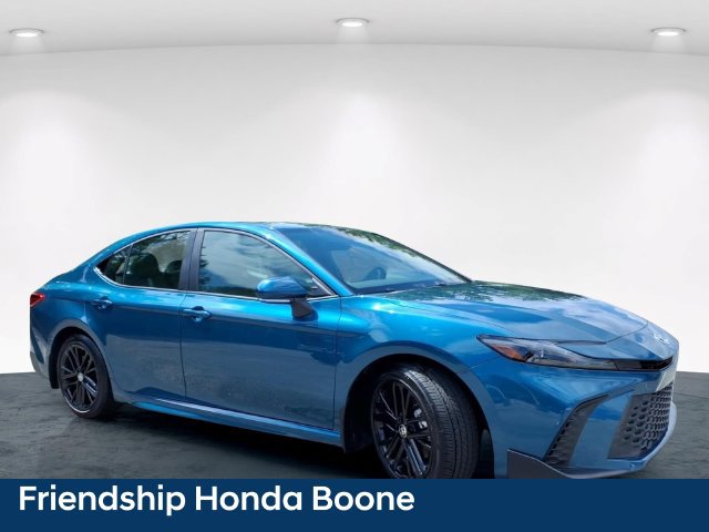 Used 2026 Toyota Camry SE w/ Convenience Package FWD image 5
