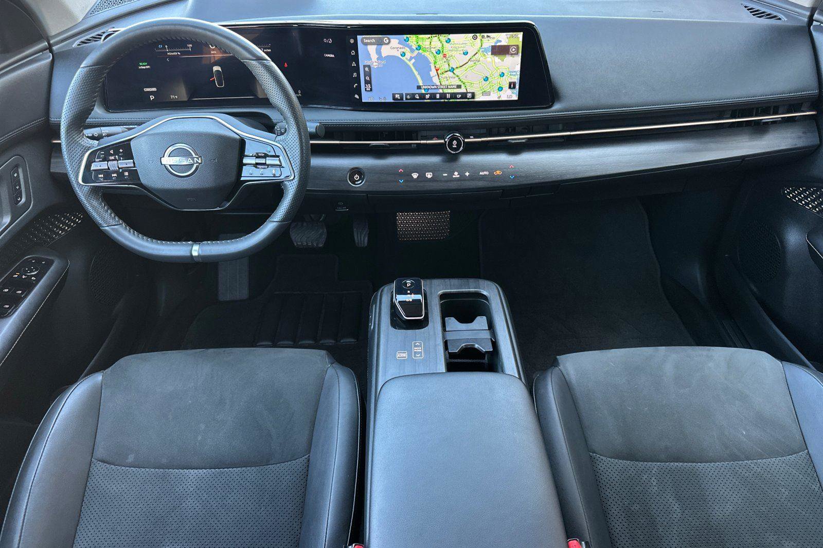 Used 2023 Nissan Ariya AWD image 14