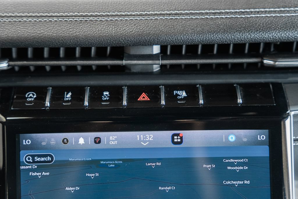 Certified 2023 Jeep Grand Cherokee Limited AWD/4WD image 25