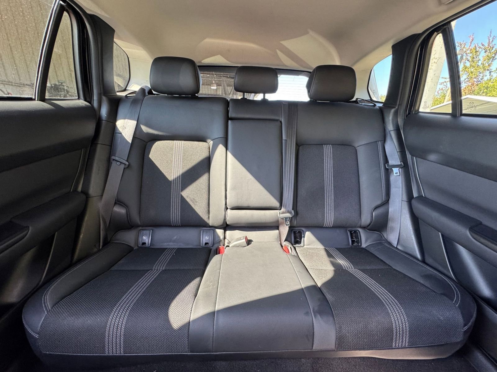 Used 2025 MAZDA CX-50 AWD 2.5 S w/ Select Package image 37