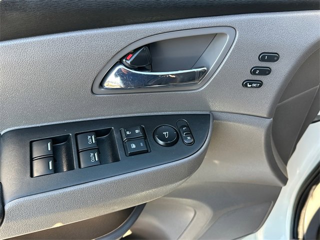 Used 2016 Honda Odyssey Touring image 22