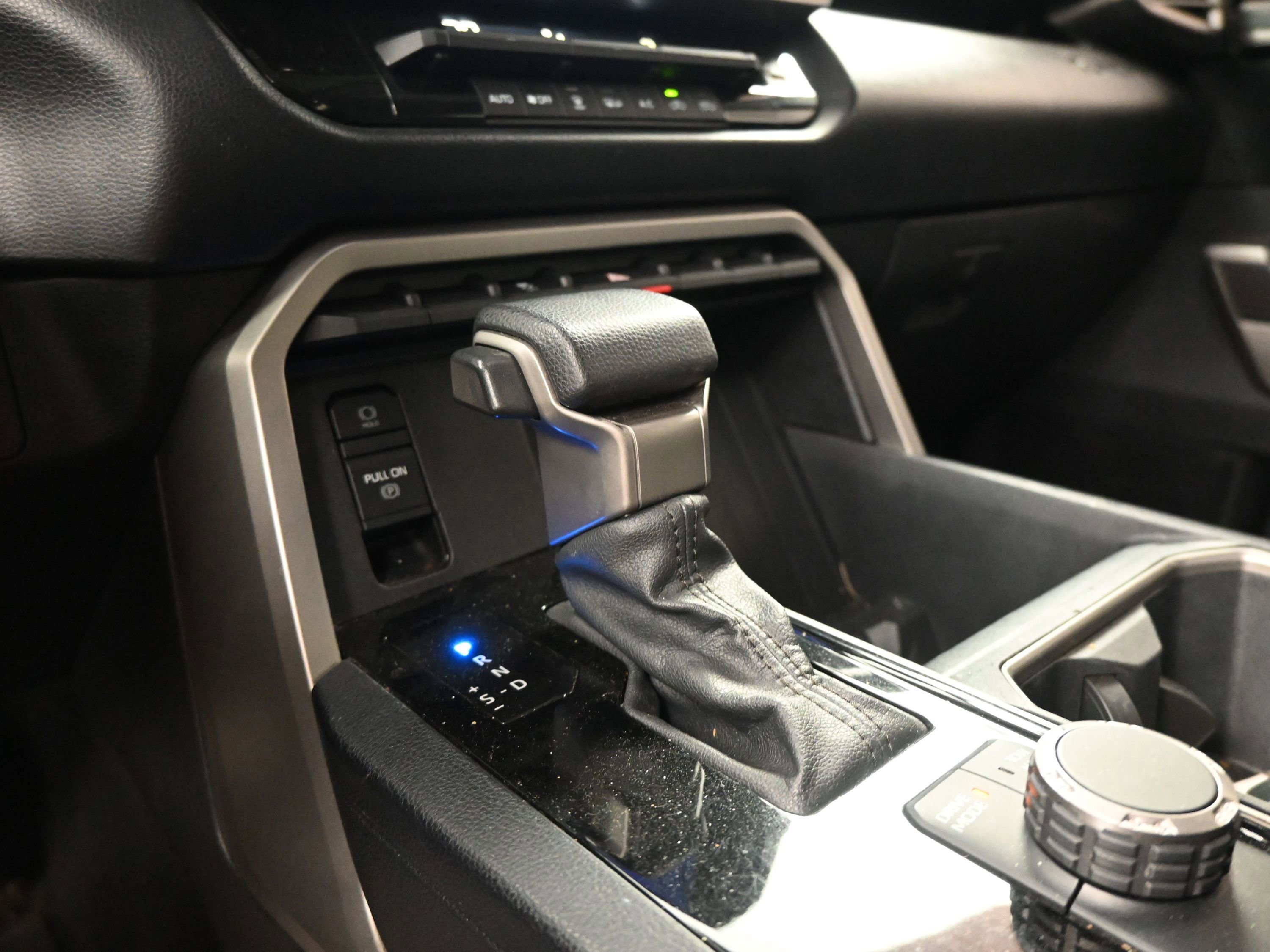 Used 2022 Toyota Tundra SR5 image 15