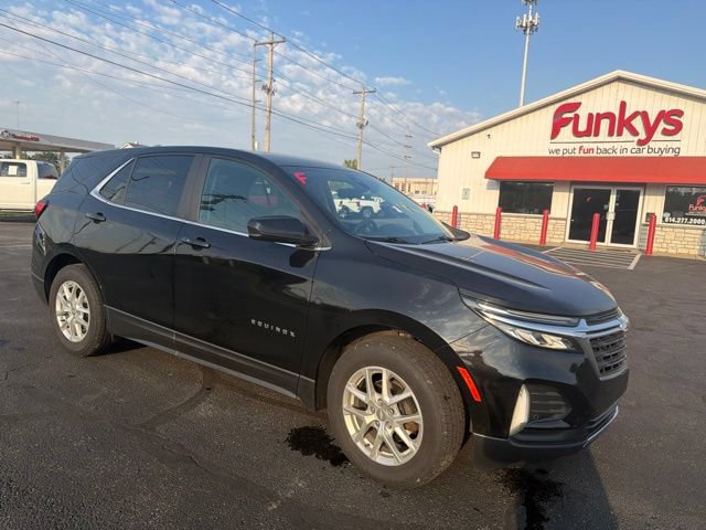 Used 2024 Chevrolet Equinox LT w/ LPO, Floor Liner Package FWD image 1