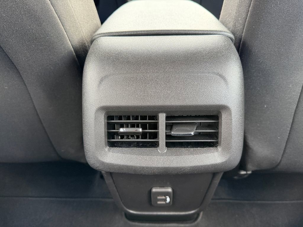 Used 2024 Chevrolet Equinox LS w/ Driver Confidence II Package image 23