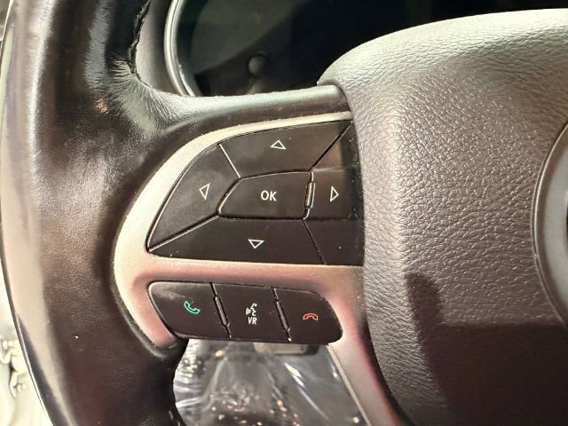 Used 2019 Jeep Grand Cherokee Limited w/ Luxury Group II image 36