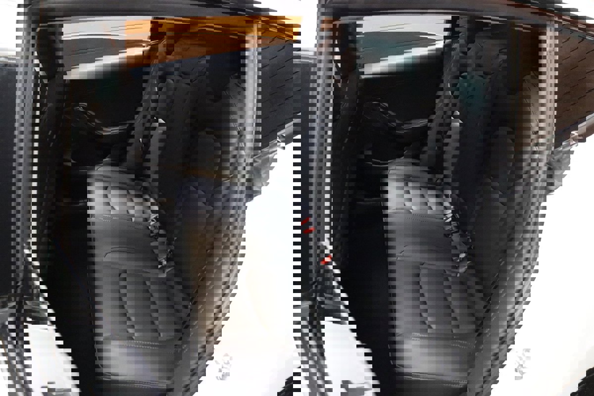 Used 2023 Tesla Model 3 Long Range image 40