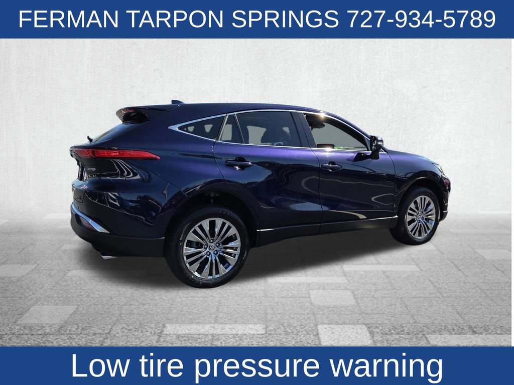 Used 2023 Toyota Venza Limited image 11
