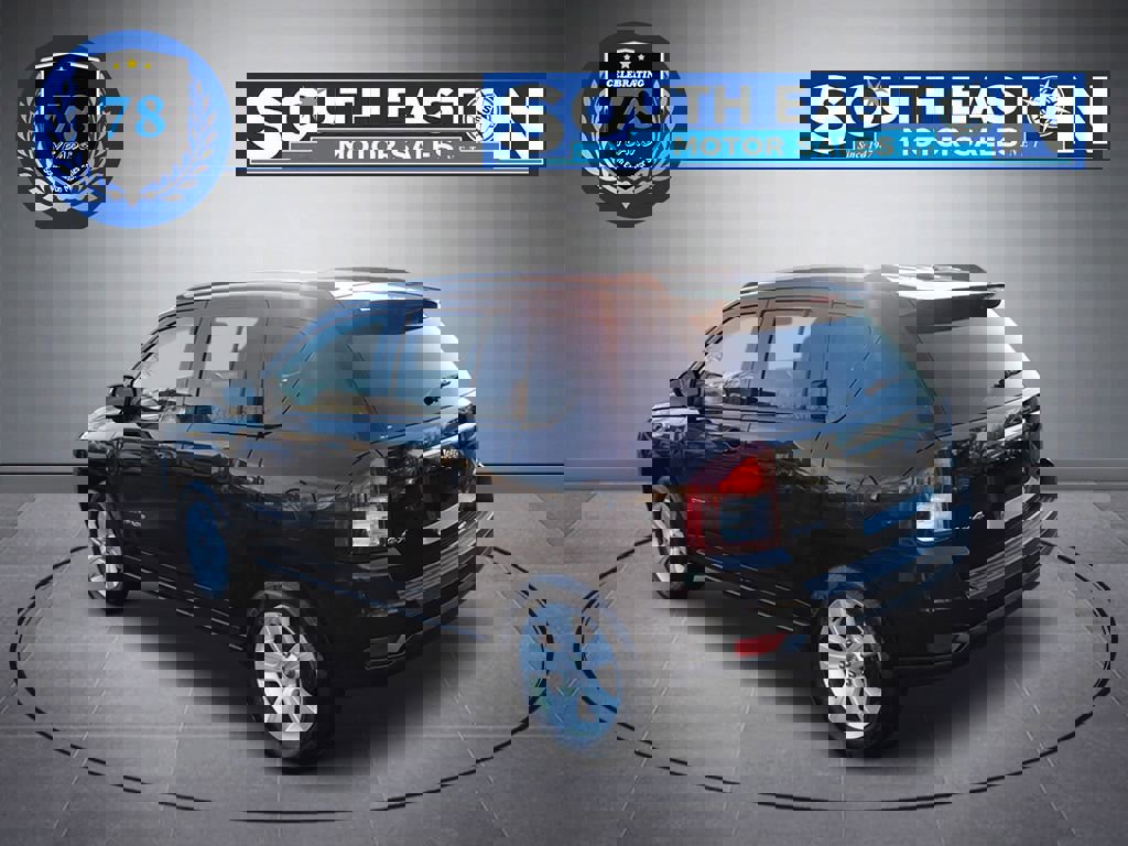 Used 2016 Jeep Compass Latitude image 5