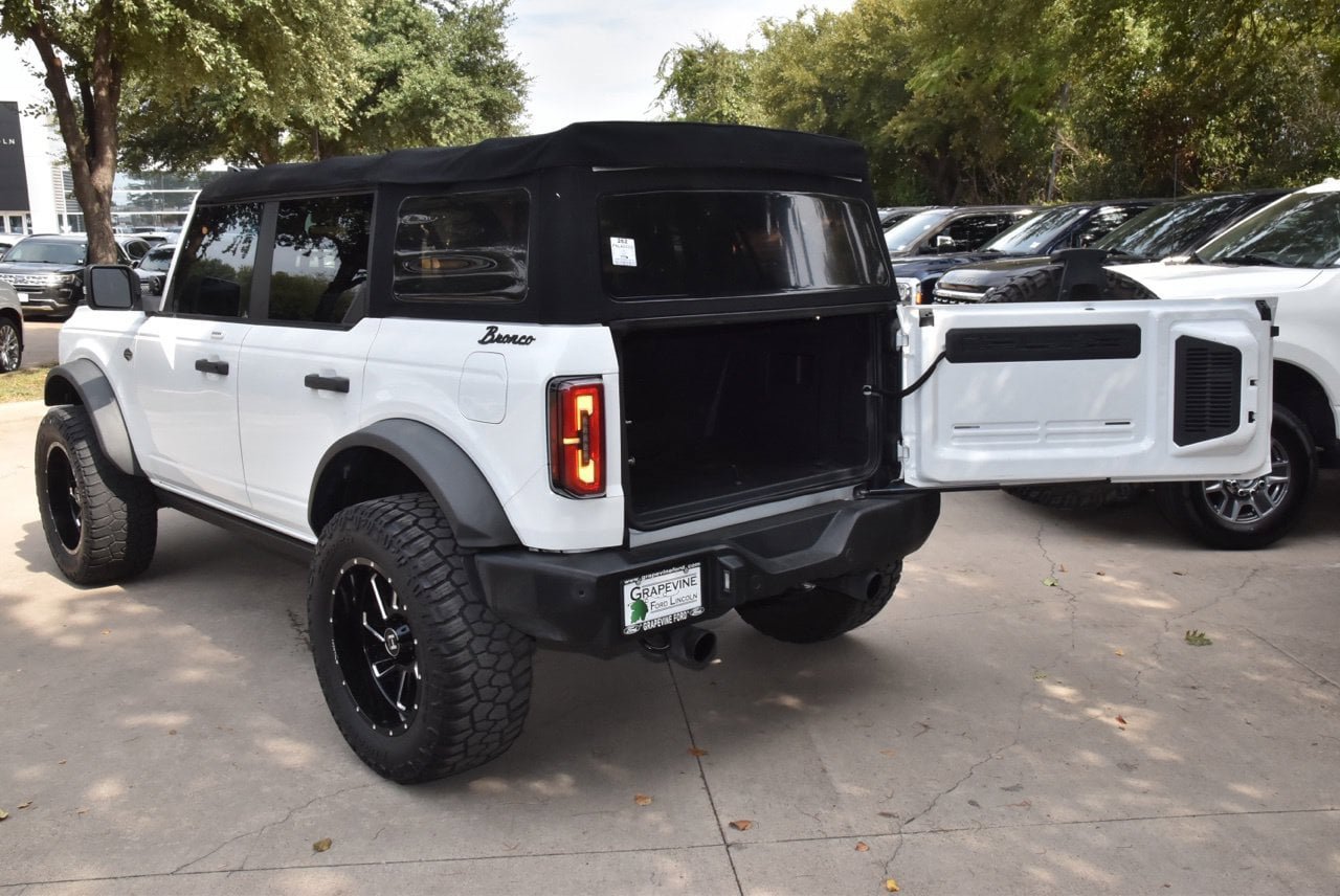 Used 2022 Ford Bronco Wildtrak AWD/4WD image 43