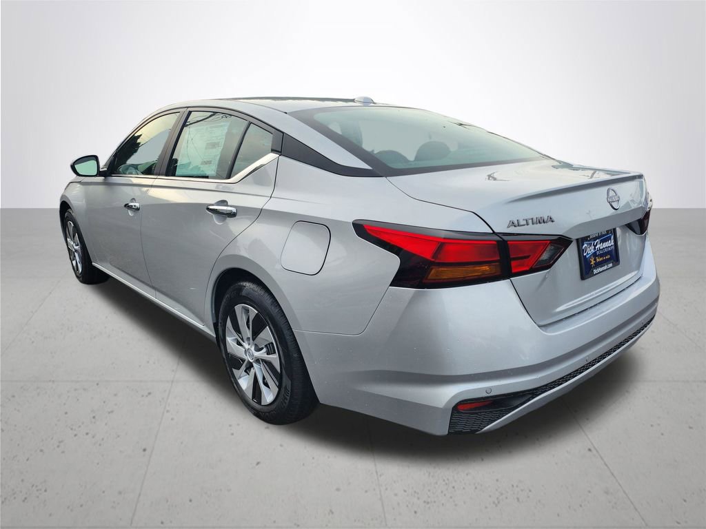 New 2025 Nissan Altima 2.5 S FWD image 9