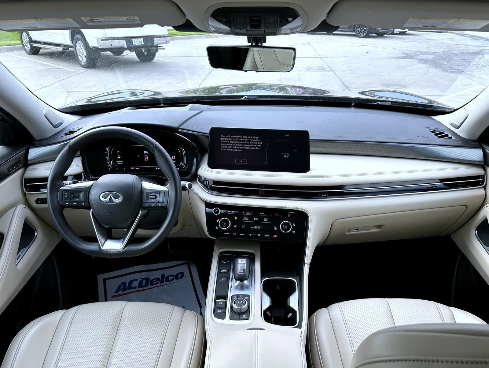 Used 2025 INFINITI QX60 Luxe w/ Vision Package AWD/4WD image 12
