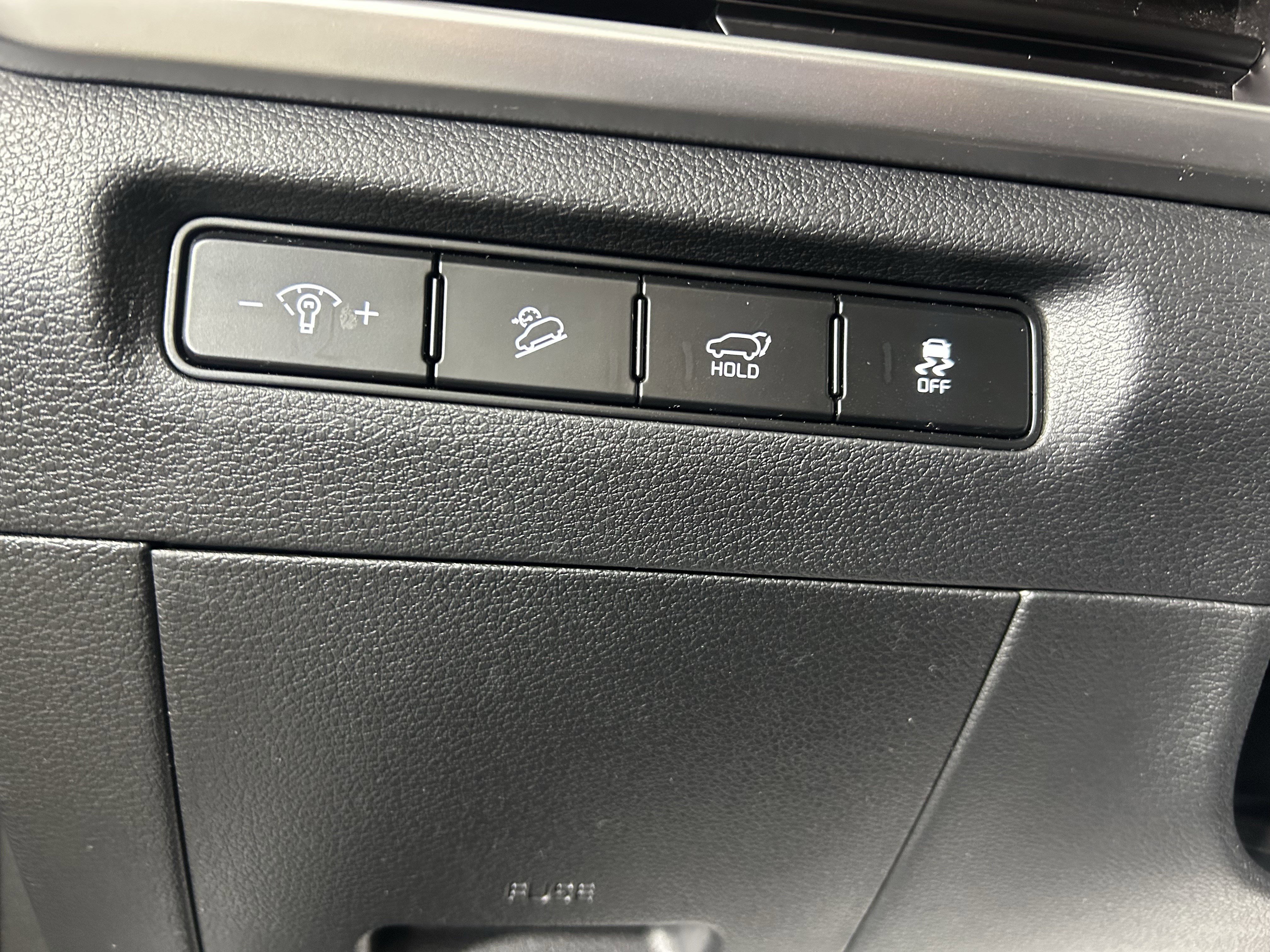 Certified 2025 Kia Telluride S image 36