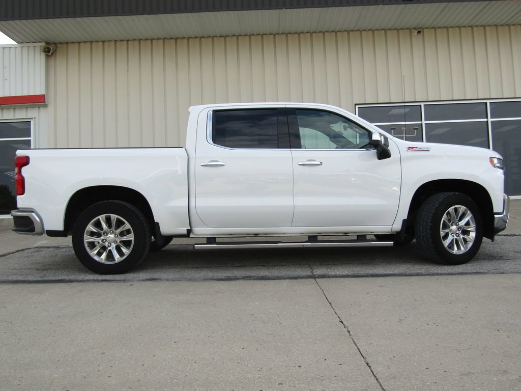 Used 2019 Chevrolet Silverado 1500 LTZ AWD/4WD image 2