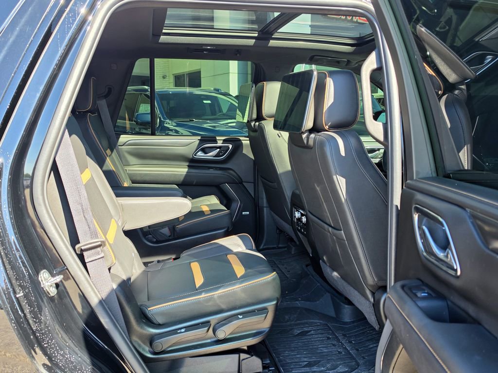 Used 2024 GMC Yukon AT4 w/ AT4 Premium Plus Package AWD/4WD image 38
