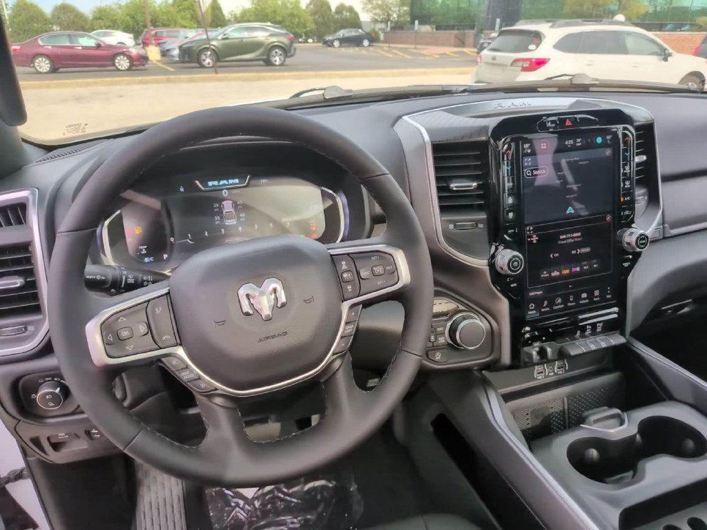 New 2026 RAM 1500 Big Horn AWD/4WD image 31