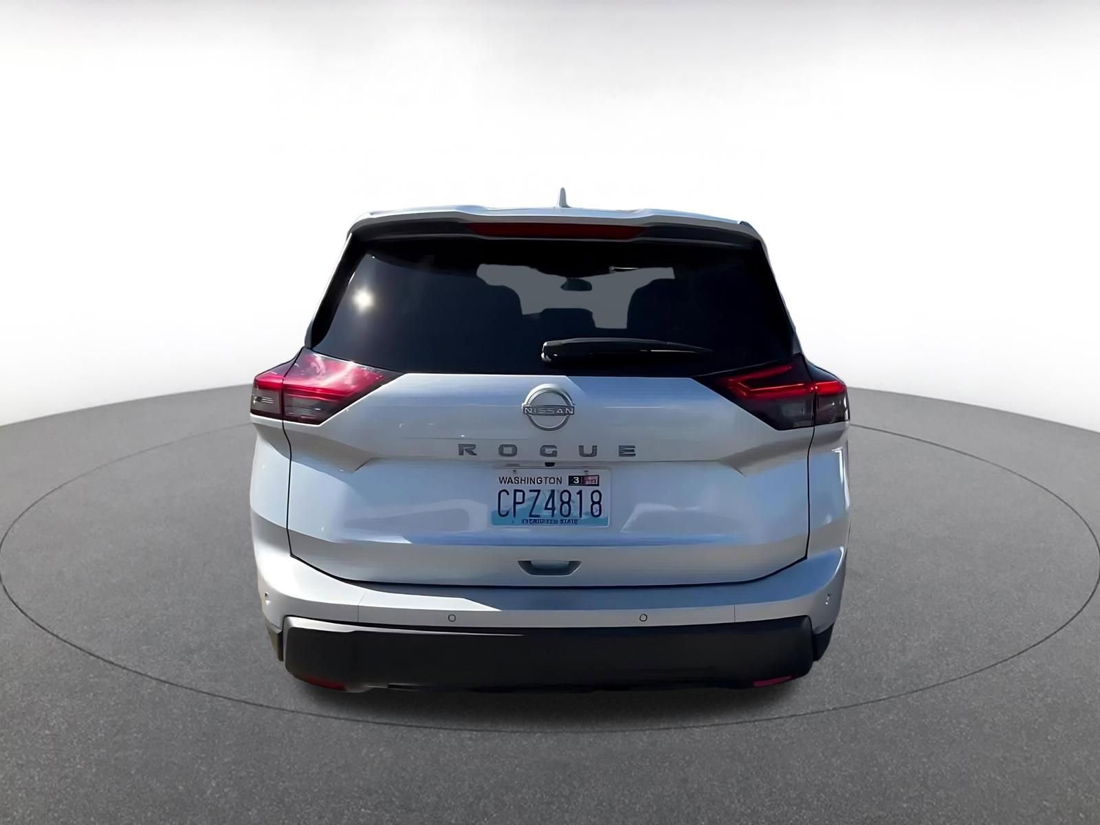 Used 2025 Nissan Rogue SV FWD image 12