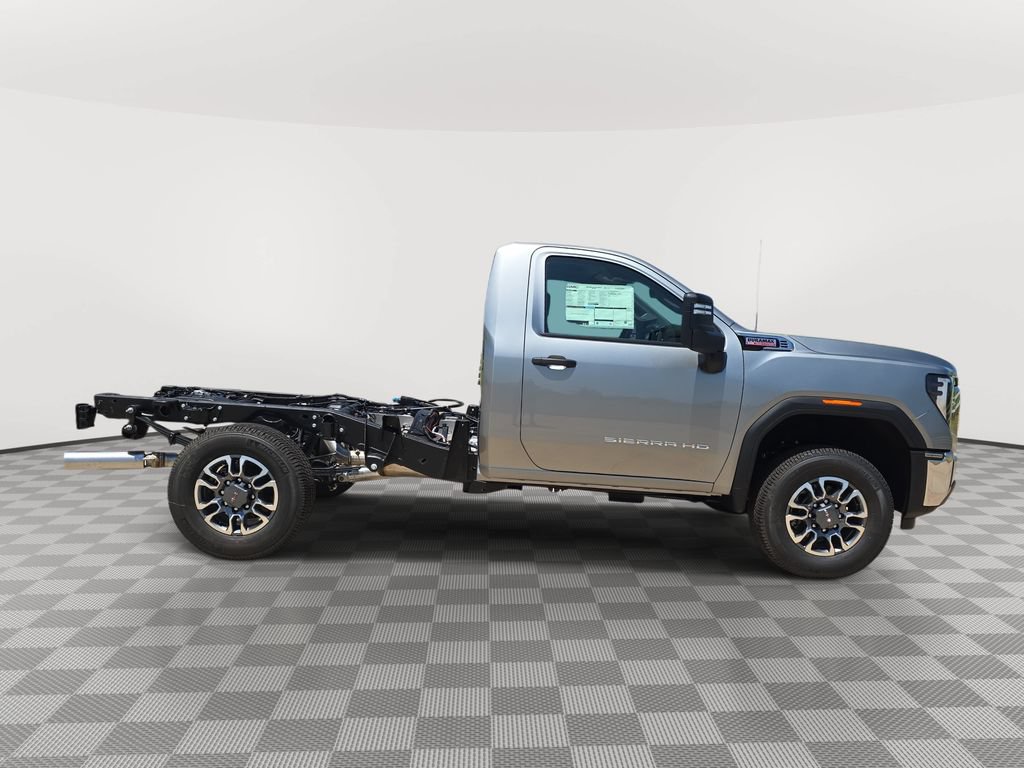 New 2026 GMC Sierra 3500 Pro AWD/4WD image 8