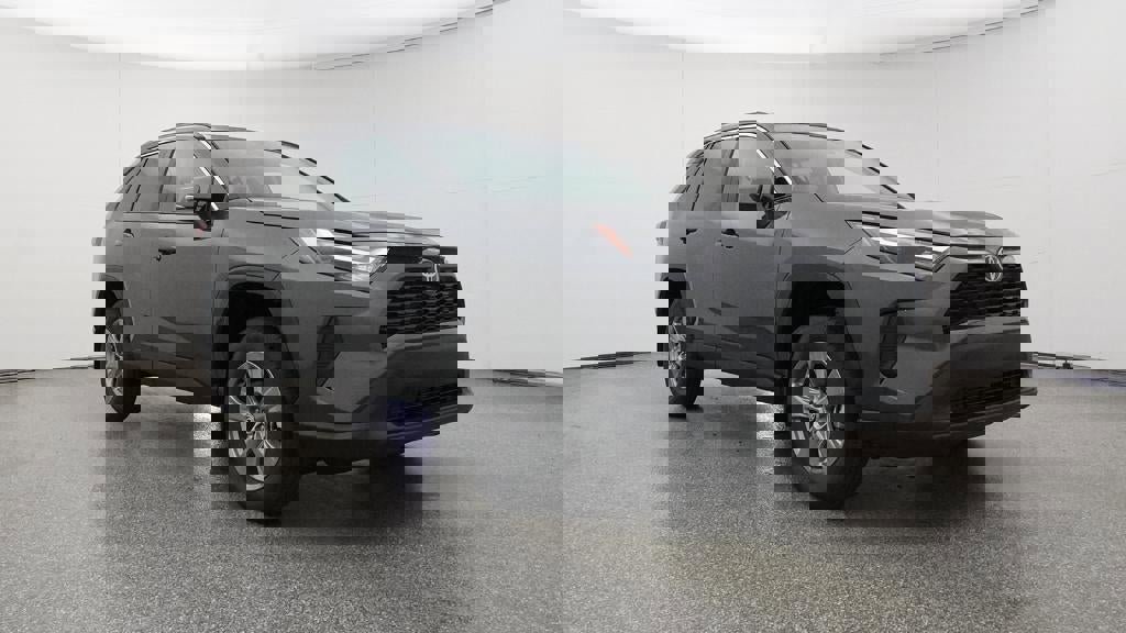 New 2025 Toyota RAV4 XLE image 29