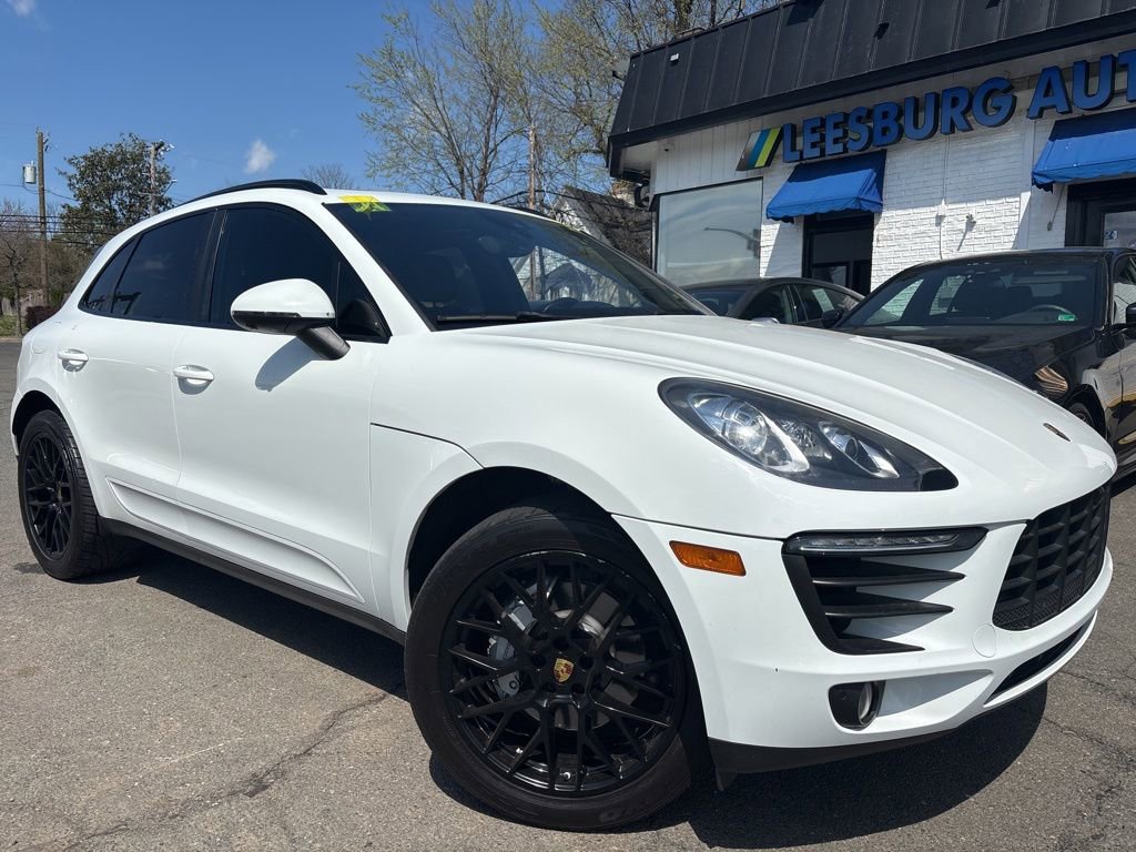 Used 2018 Porsche Macan S image 1