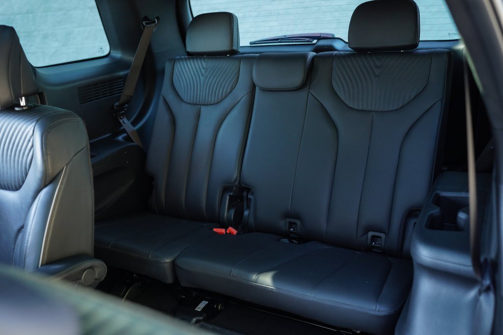 Used 2024 Hyundai Palisade Calligraphy image 24