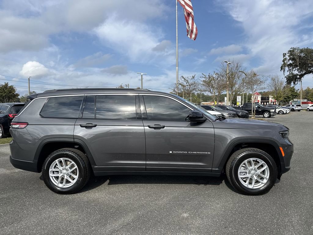 New 2025 Jeep Grand Cherokee L Laredo w/ Luxury Tech Group I image 2
