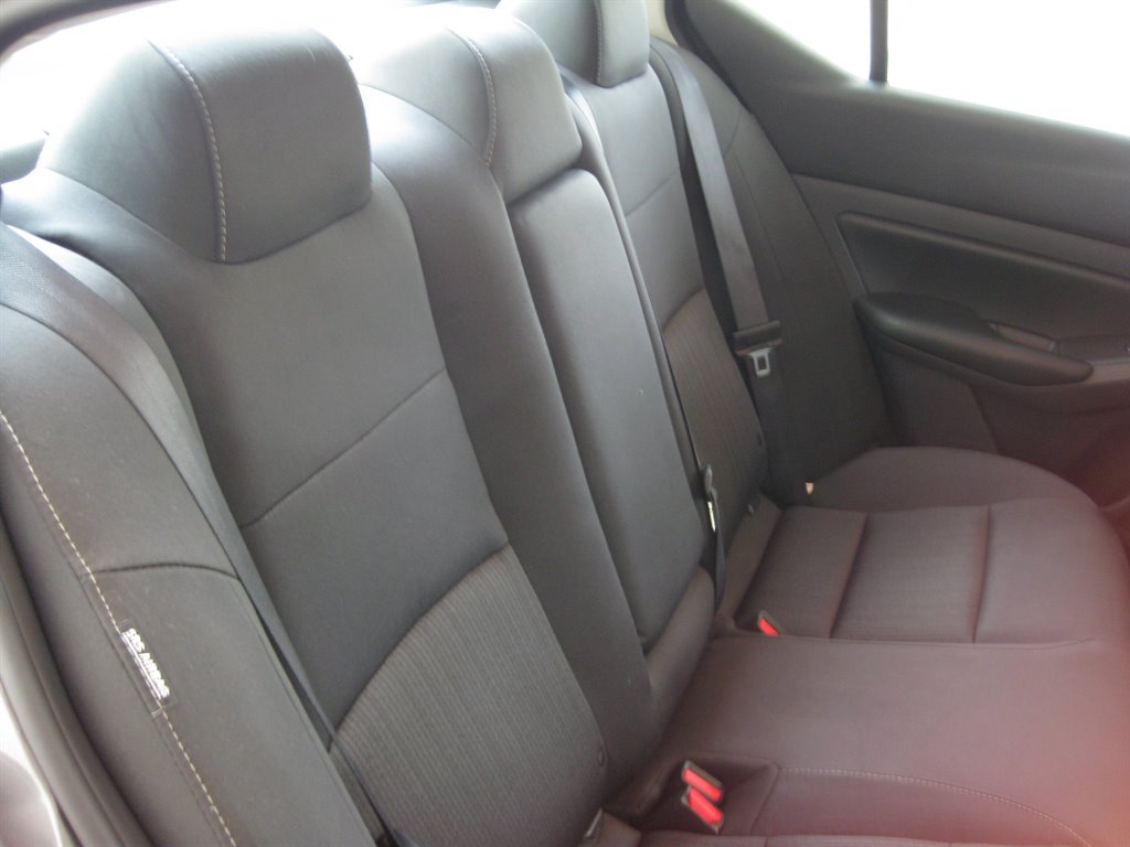 Used 2025 Nissan Altima 2.5 S FWD image 27