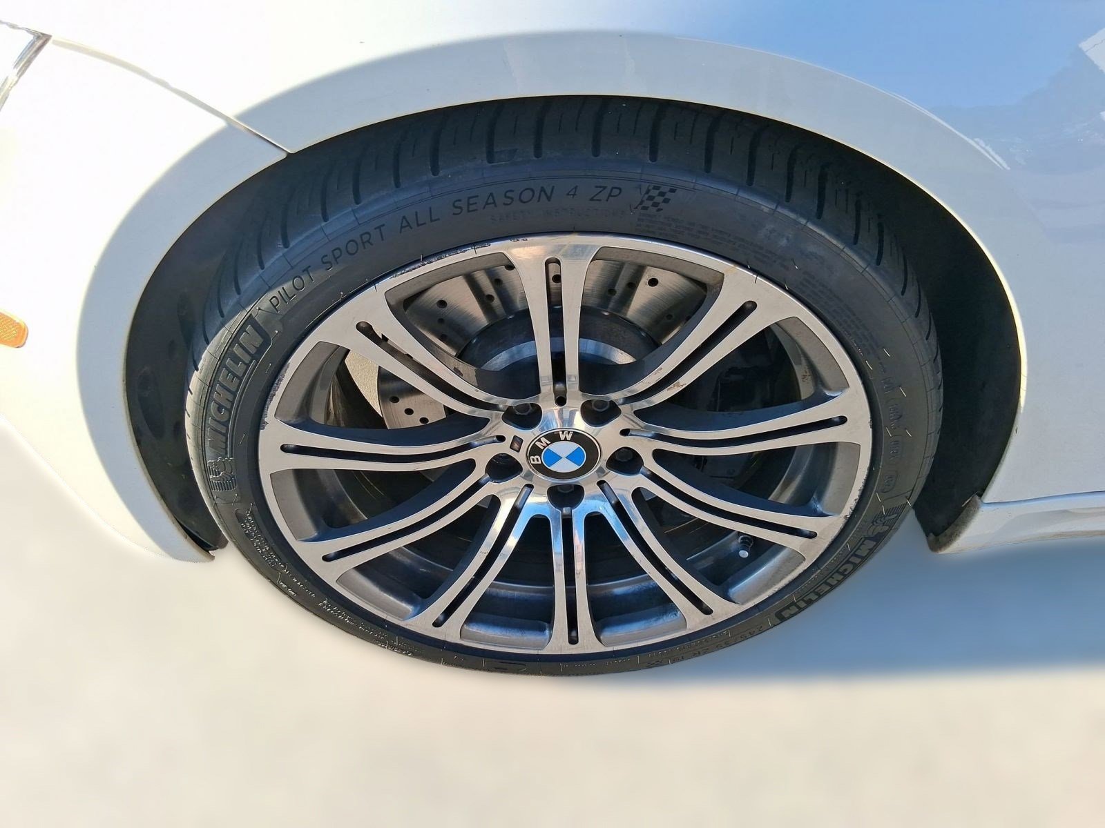 Used 2010 BMW M3 Convertible image 10