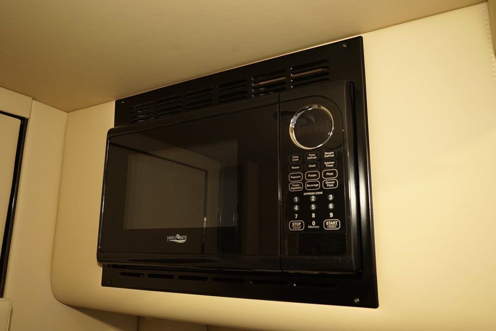 Used 2022 Mercedes-Benz Sprinter 3500 image 40