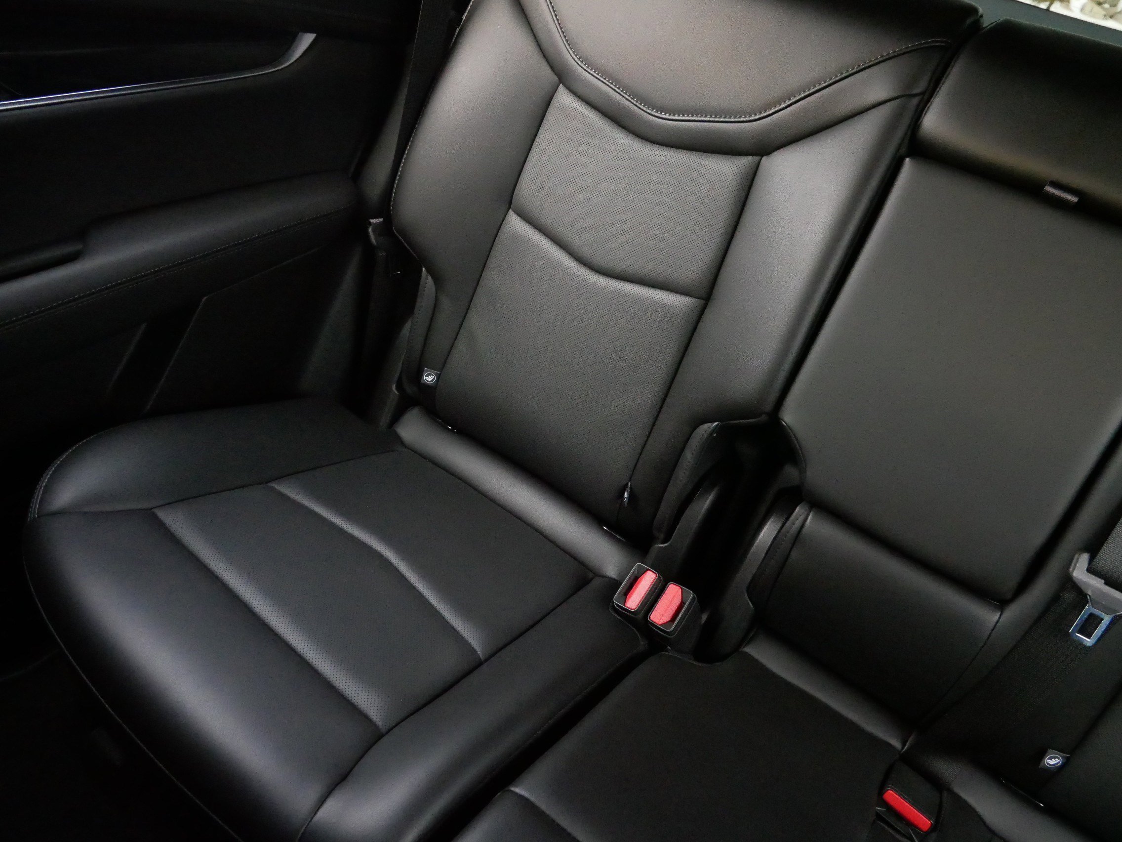 Certified 2025 Cadillac XT5 Premium Luxury image 12