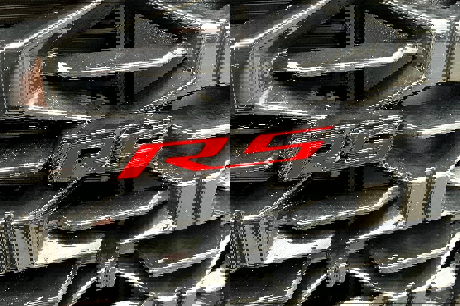 Used 2025 Chevrolet Traverse RS w/ LPO, Floor Liner Package image 15