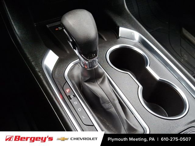 Certified 2023 Chevrolet Traverse LT w/ LPO, Floor Liner Package image 18