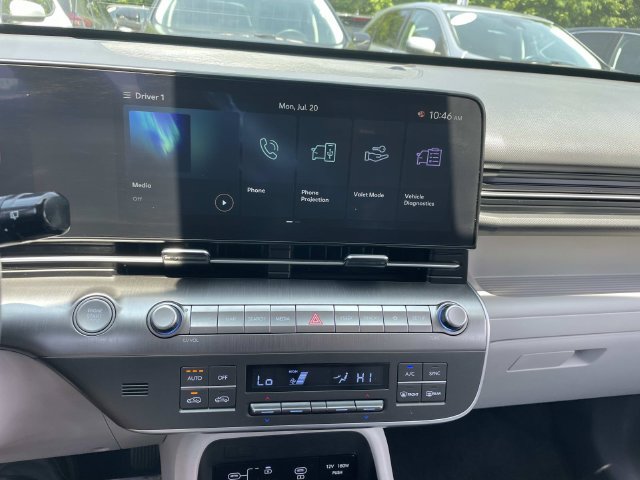 Used 2025 Hyundai Kona SEL AWD/4WD image 22