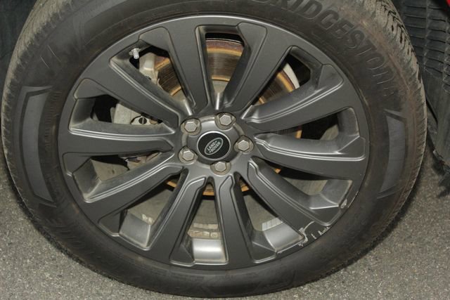 Used 2018 Land Rover Range Rover Velar S image 9