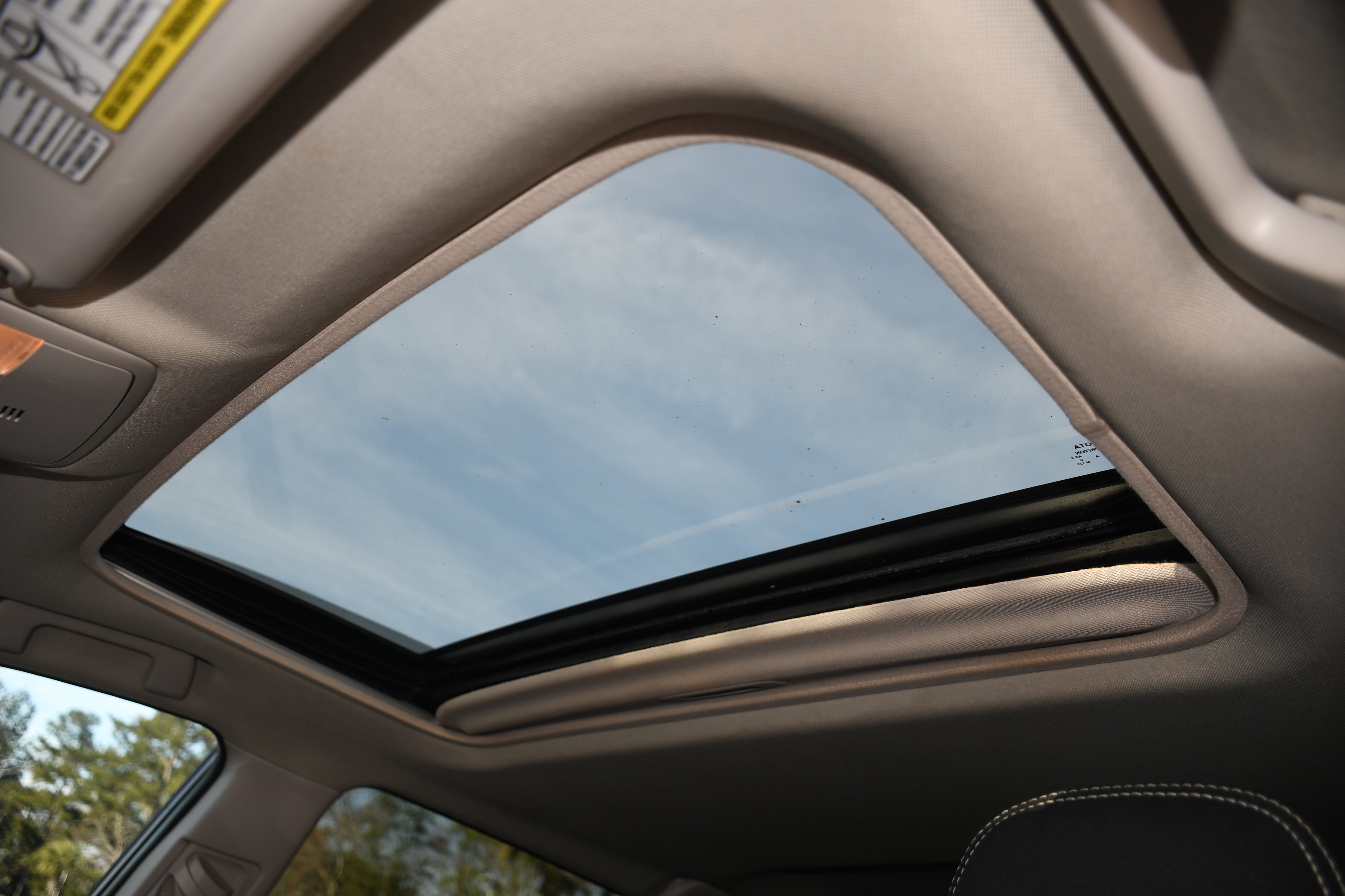 Used 2017 Toyota RAV4 XLE image 7