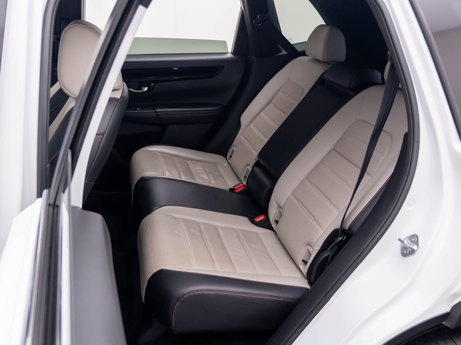 Used 2023 Honda CR-V Sport Touring image 16