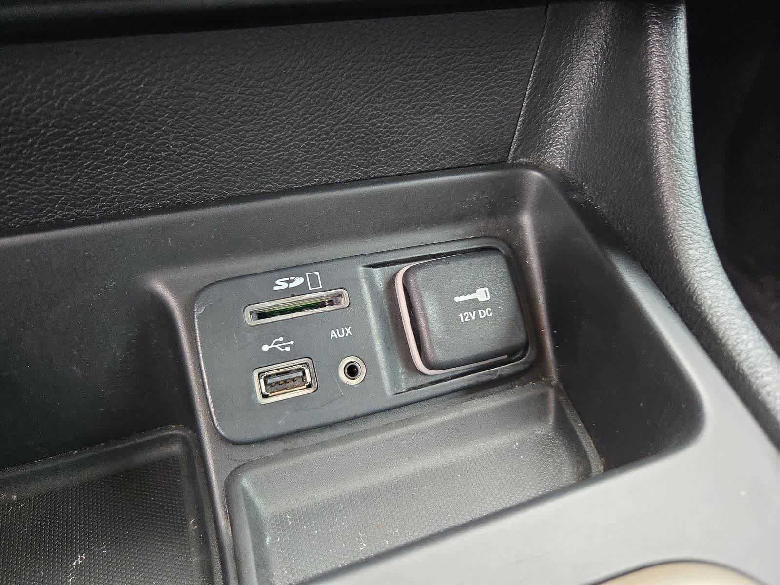 Used 2017 Jeep Cherokee Limited FWD image 29