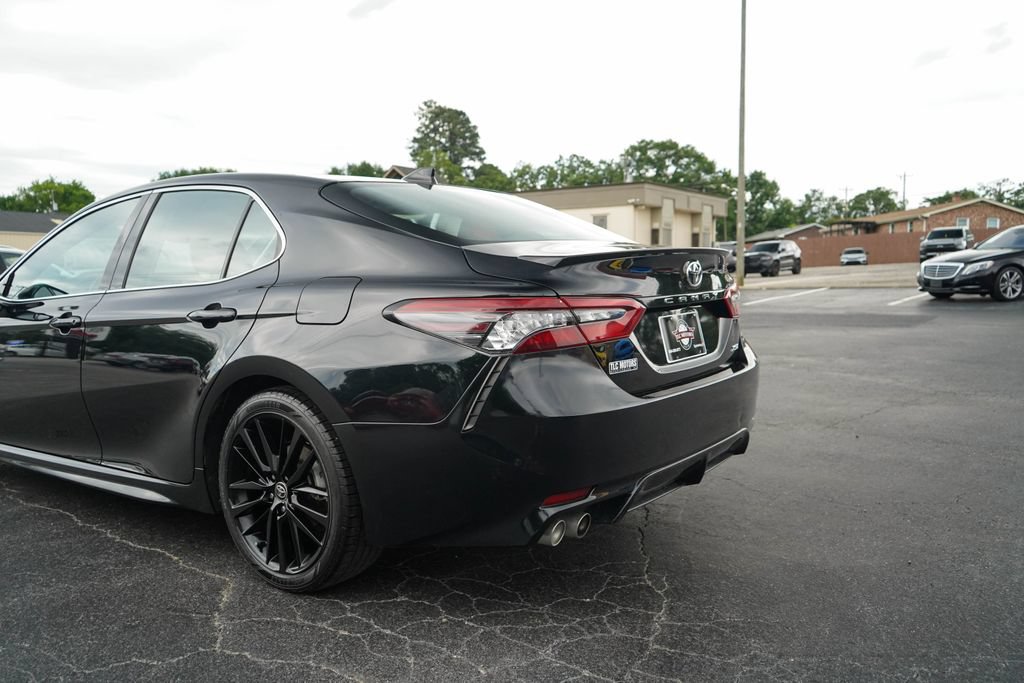 Used 2021 Toyota Camry XSE FWD image 21