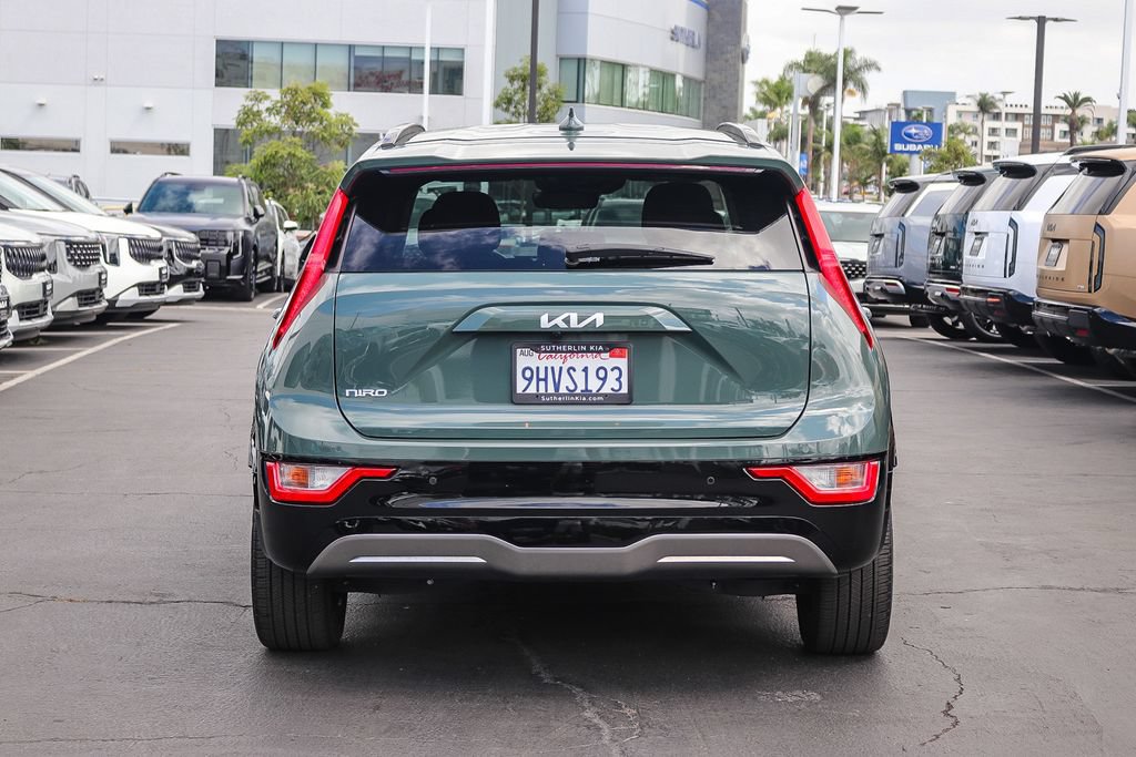 Certified 2023 Kia Niro Wind FWD image 5