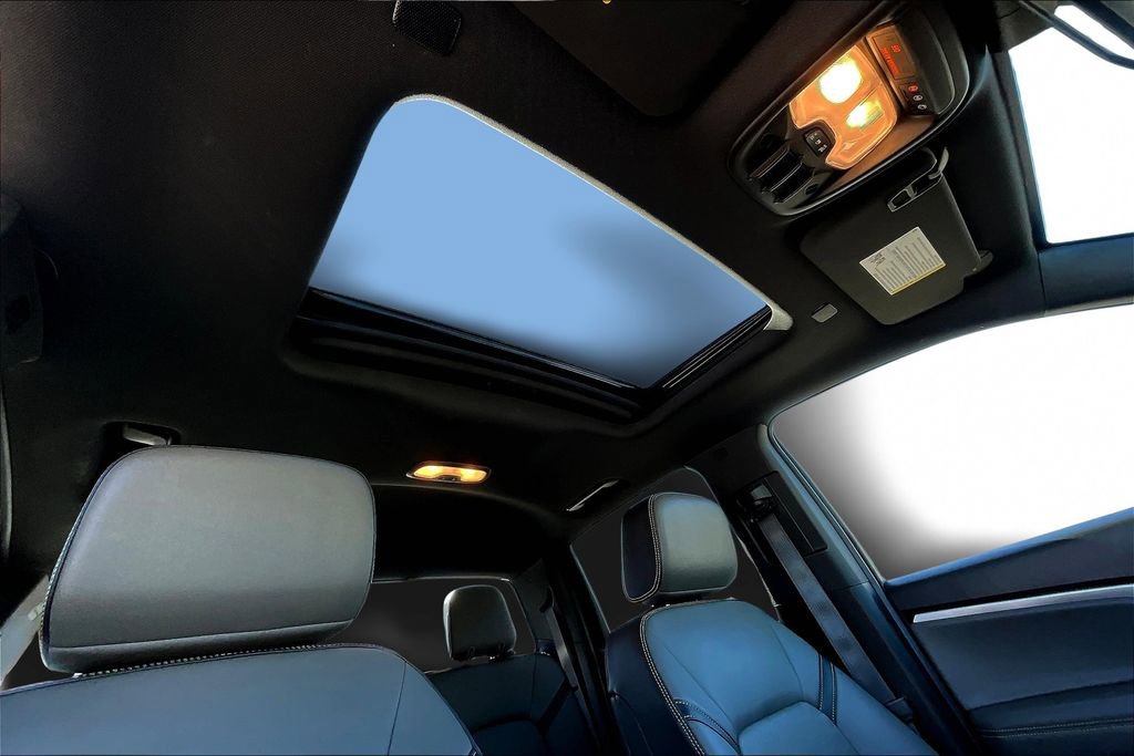 Used 2023 Chevrolet Colorado ZR2 w/ ZR2 Convenience Package III image 17