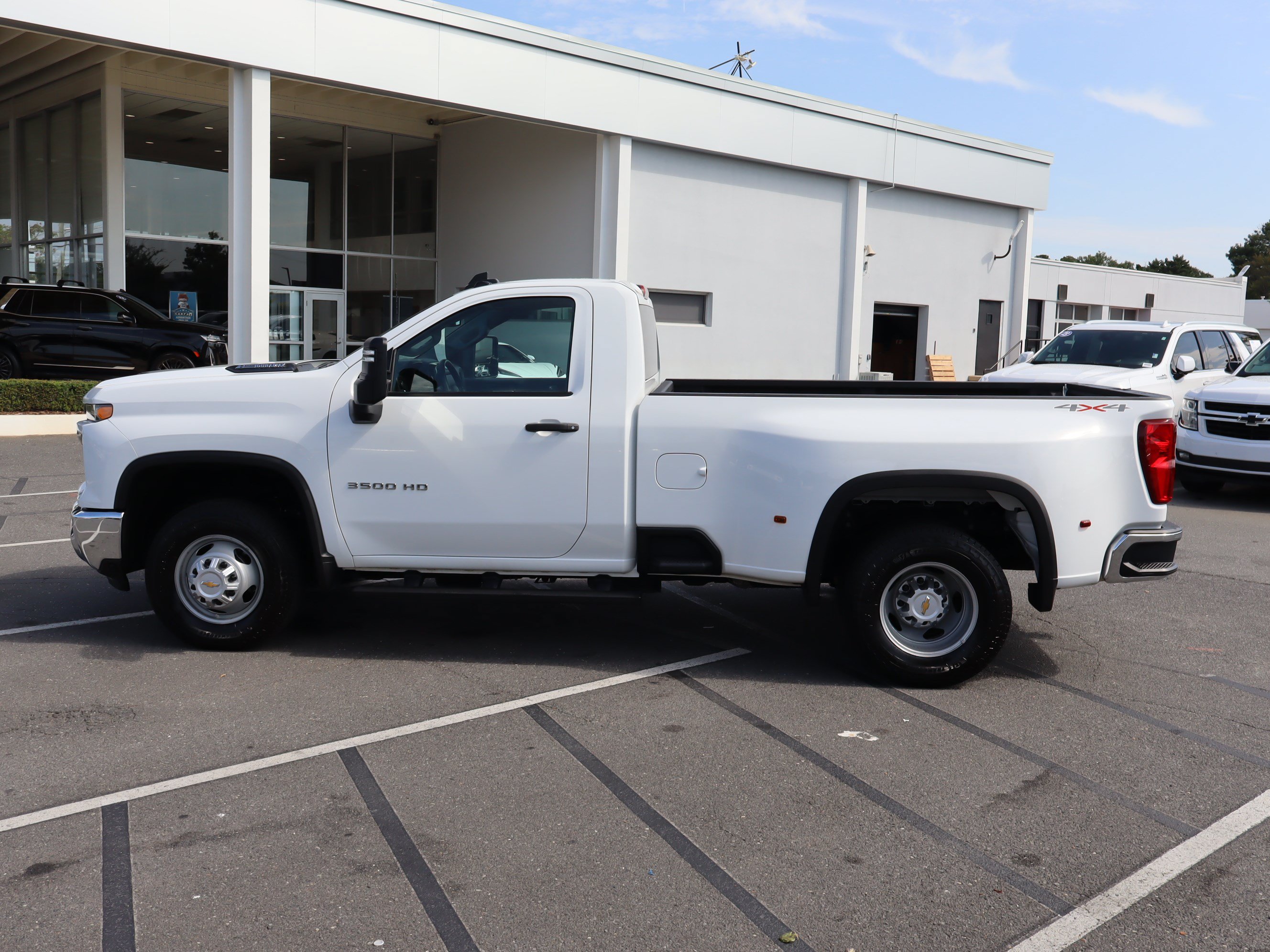Used 2025 Chevrolet Silverado 3500 W/T w/ WT Convenience Package AWD/4WD image 8