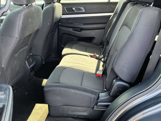 Used 2017 Ford Explorer XLT FWD image 15