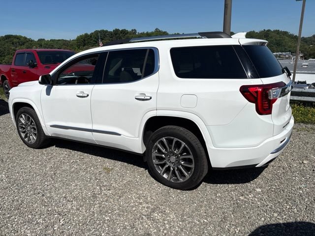 Used 2023 GMC Acadia Denali AWD/4WD image 3