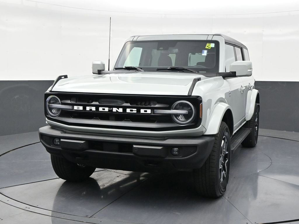 Used 2022 Ford Bronco Outer Banks AWD/4WD image 8
