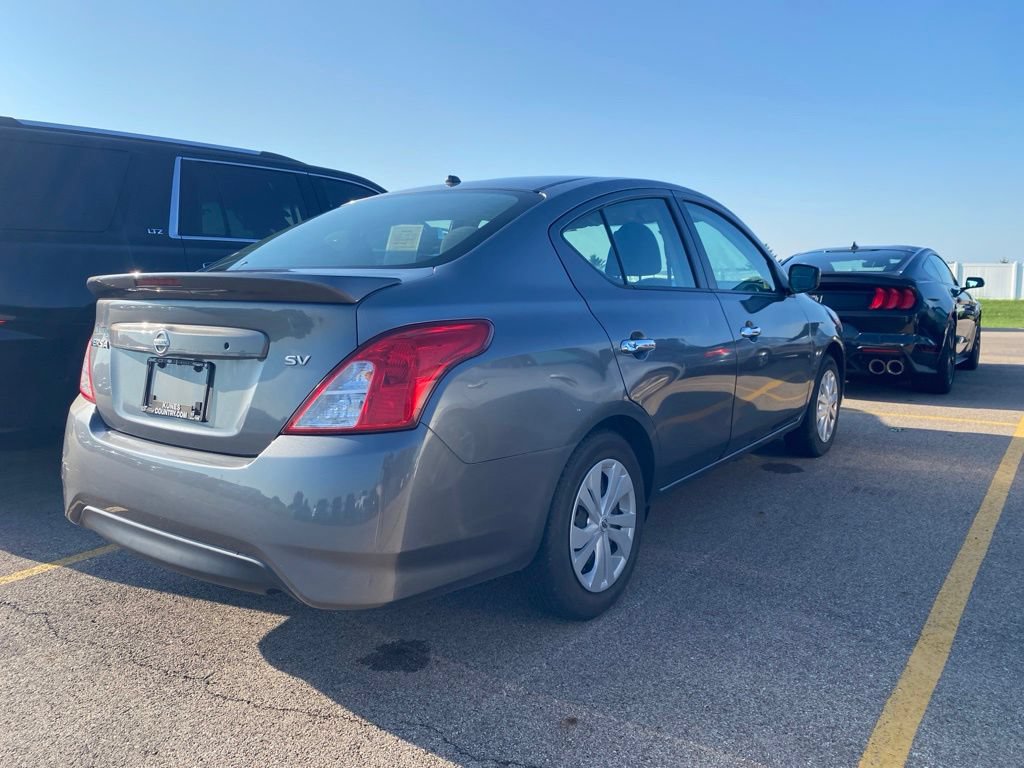 Used 2017 Nissan Versa SV FWD image 8