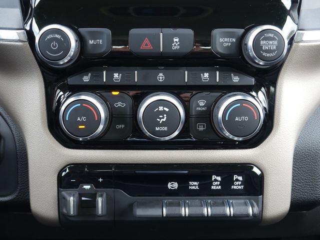 Used 2024 RAM 2500 Laramie AWD/4WD image 24