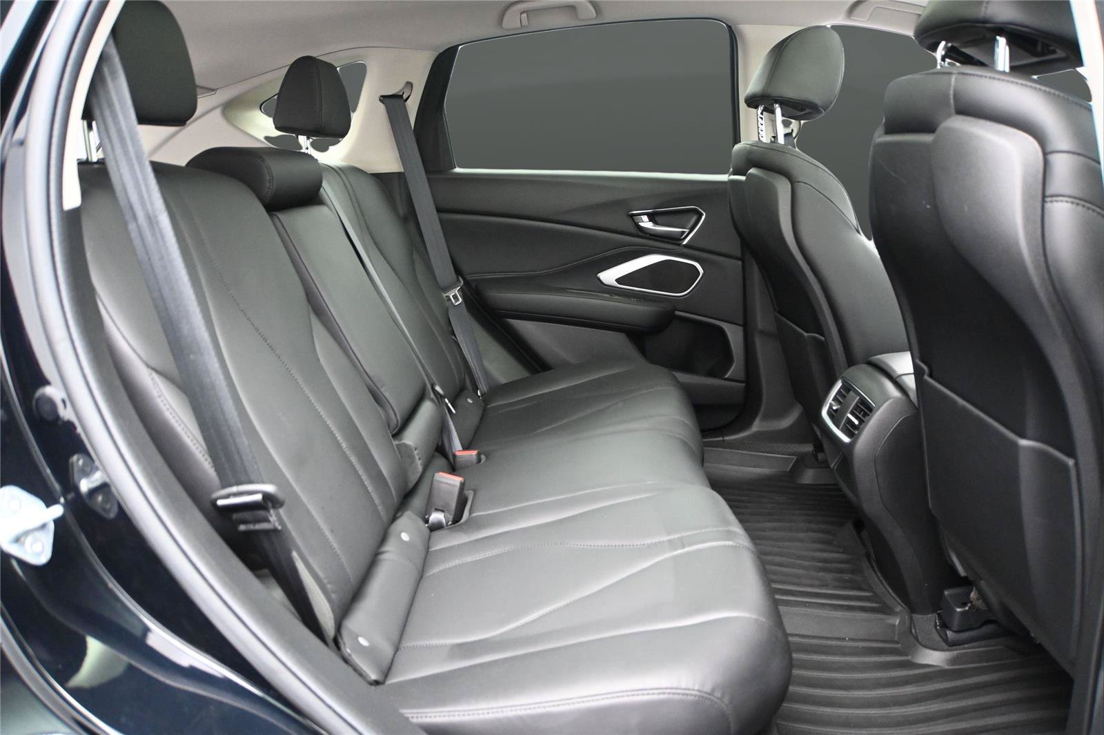 Certified 2024 Acura RDX SH-AWD image 17